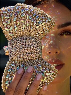 Verano Hill Crystal Bow Phone Case – Iridescent Gold BNNT
